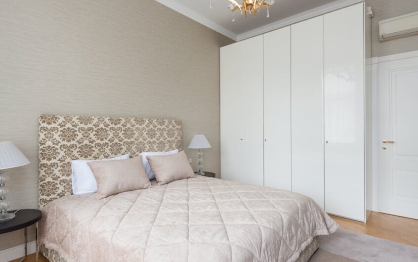 Meble z pamięcią ciepła: jak wykorzystać materiały zmiennofazowe (PCM) w aranżacji wnętrz, by obniżyć temperaturę i rachunki bez klimatyzacji